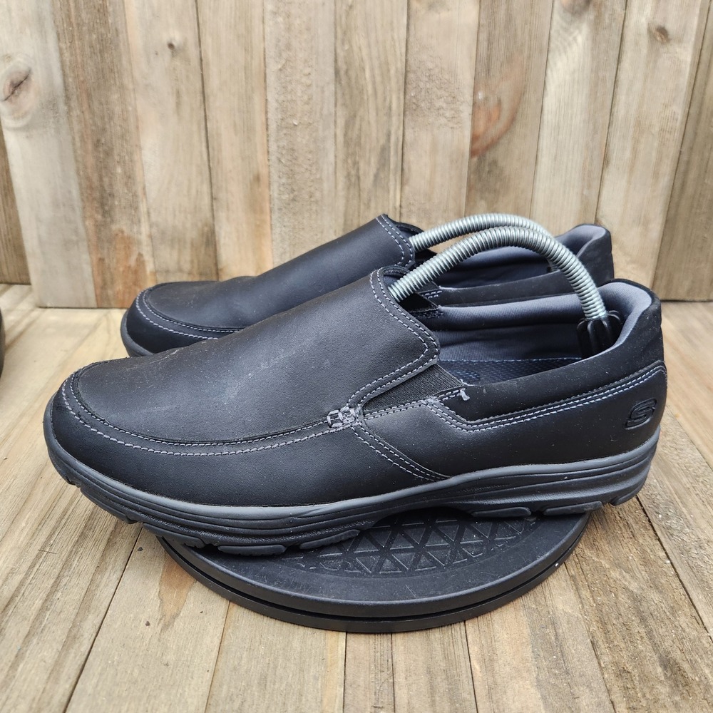 Skechers Garton Ventco Mens size 10 Air-Cooled Foam Black Leather Loafers 64992